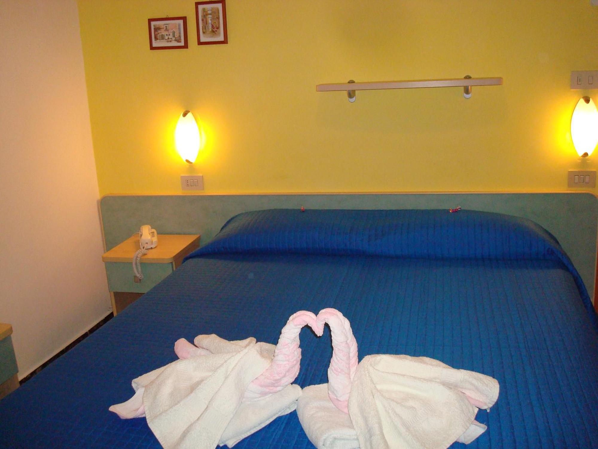 Hotel Villa Ersilia Rimini B&B Exterior photo